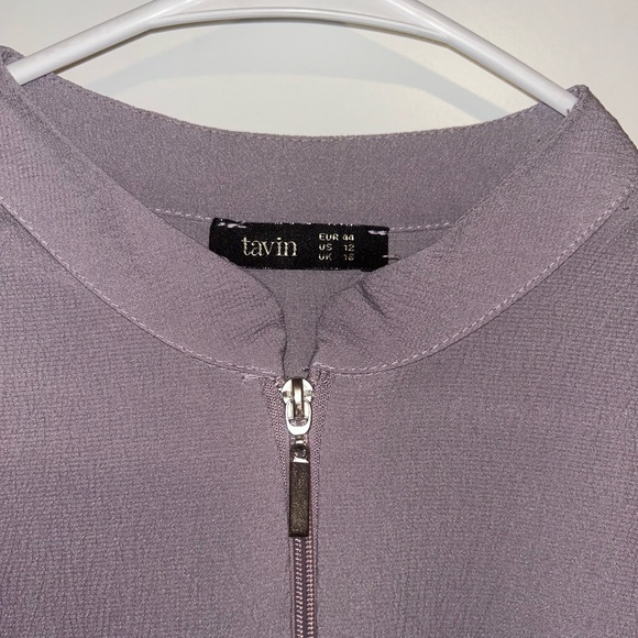 Lavender/Lilac Turkish Zippered Abaya - Picture 3 of 6